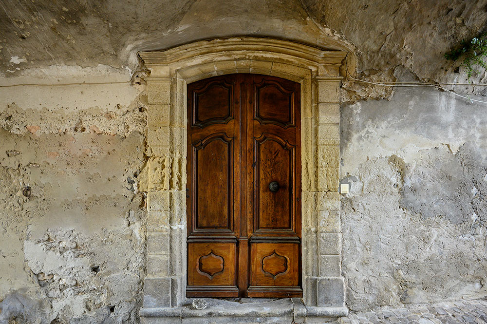 Caption 8