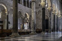 DSC_6895-850-Bari-BasilicaSanSabino