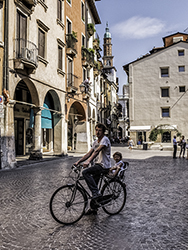 DSCF3132-700-Vincenza-bike